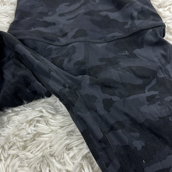 Lululemon Align Crop *21" Incognito Camo Multi Grey - Picture 2 of 5